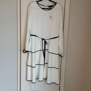 Eloquii White dress with tiered ruffles Size 22